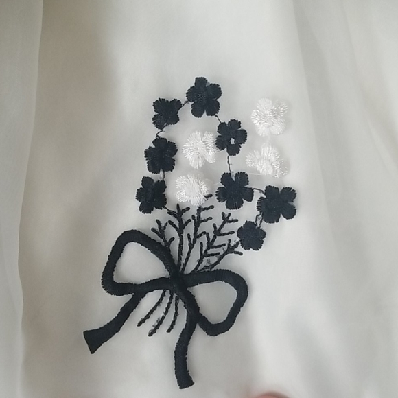 Fancy toddler dress (3T) - Picture 6 of 7